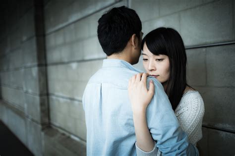 付き合っ て ない の に ハグ